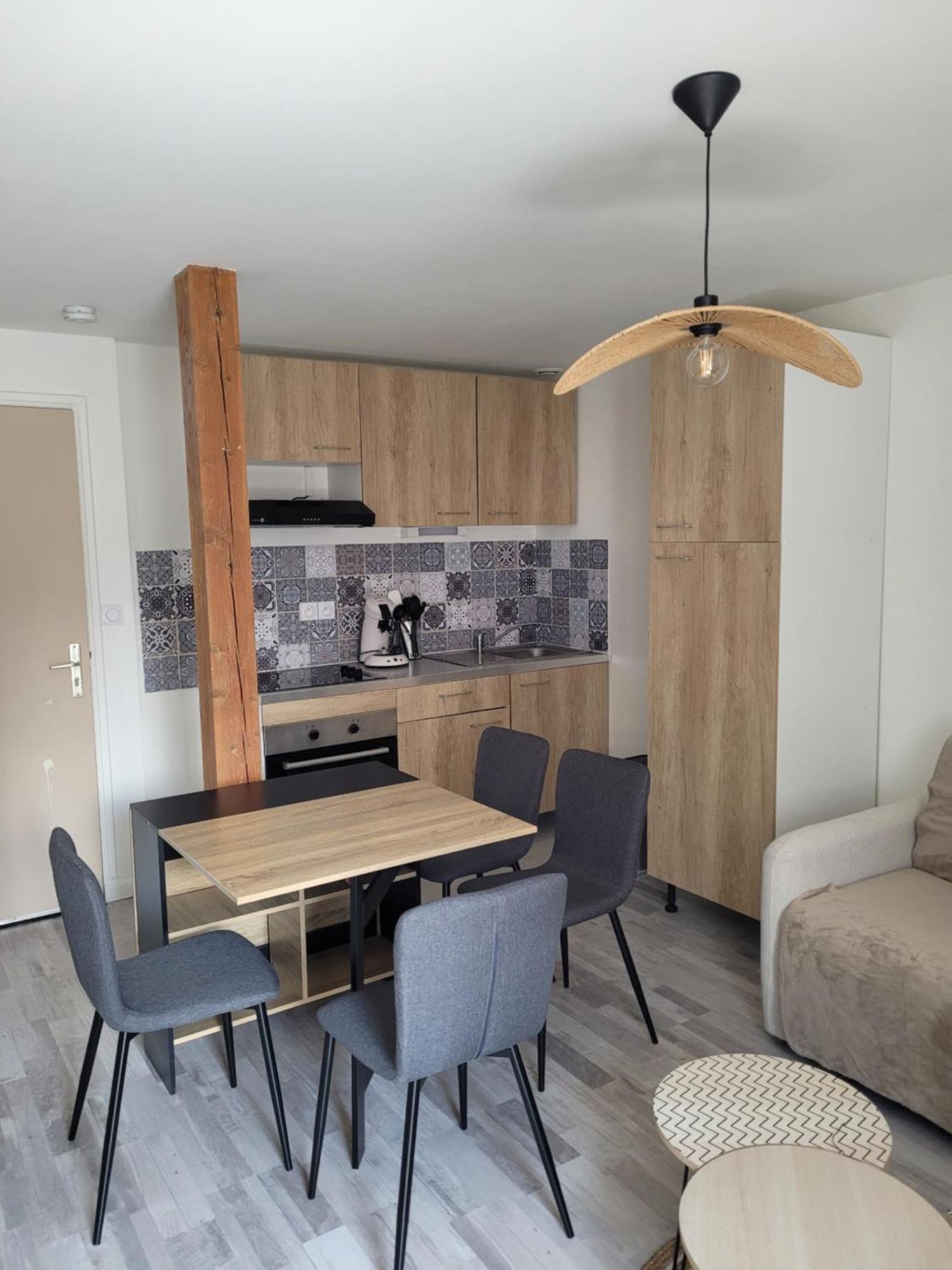 Appartement En Plein Centre La Turballe Luaran gambar
